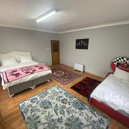 Appartement Triplex House Near The Airport à Arnavutkoy Extérieur photo